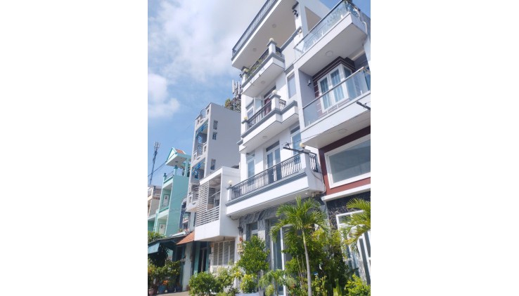 Ngộp Hồng Bàng - Quận 11 - 60m - HXH vô nhà - 3 tầng BTCT